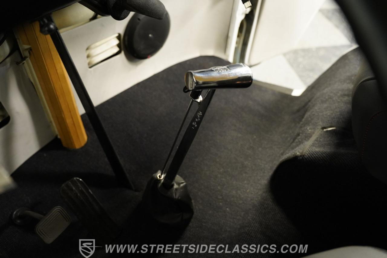 1976 Volkswagen Type 2 Bus