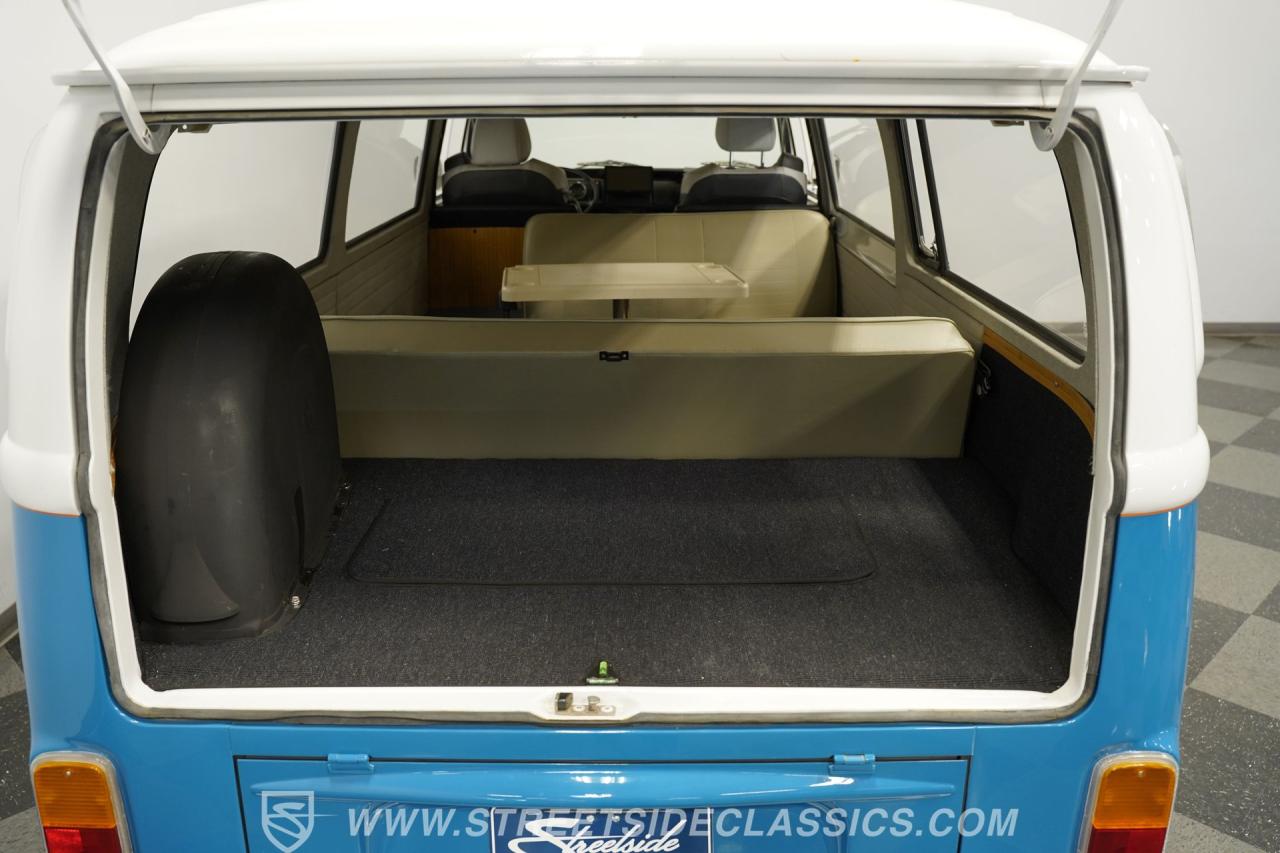 1976 Volkswagen Type 2 Bus