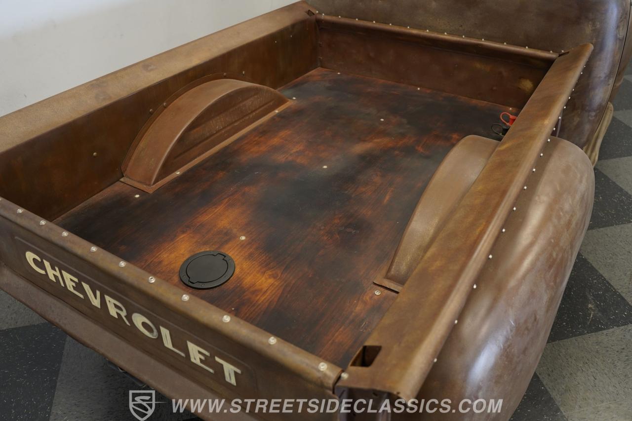 1953 Chevrolet 3100 5 Window Rustrod