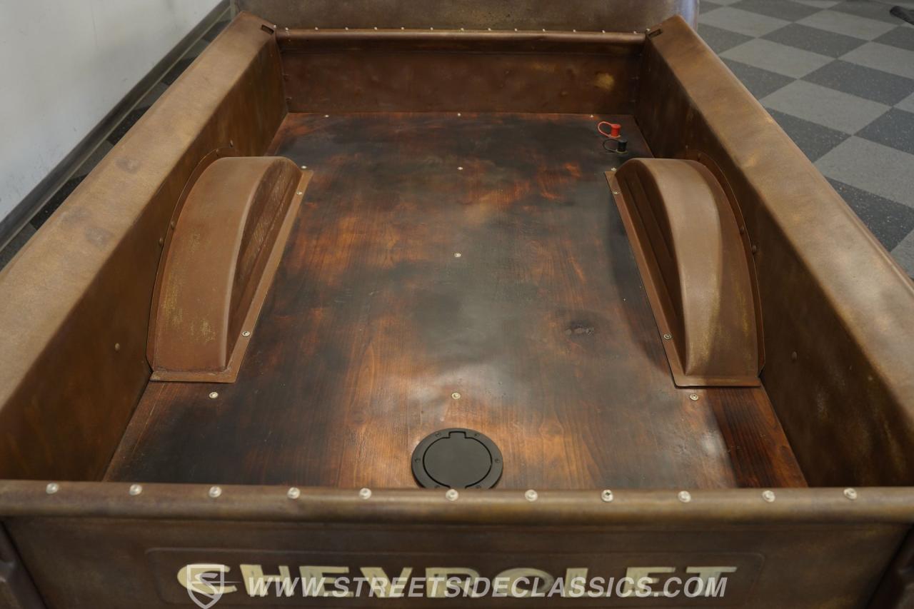 1953 Chevrolet 3100 5 Window Rustrod