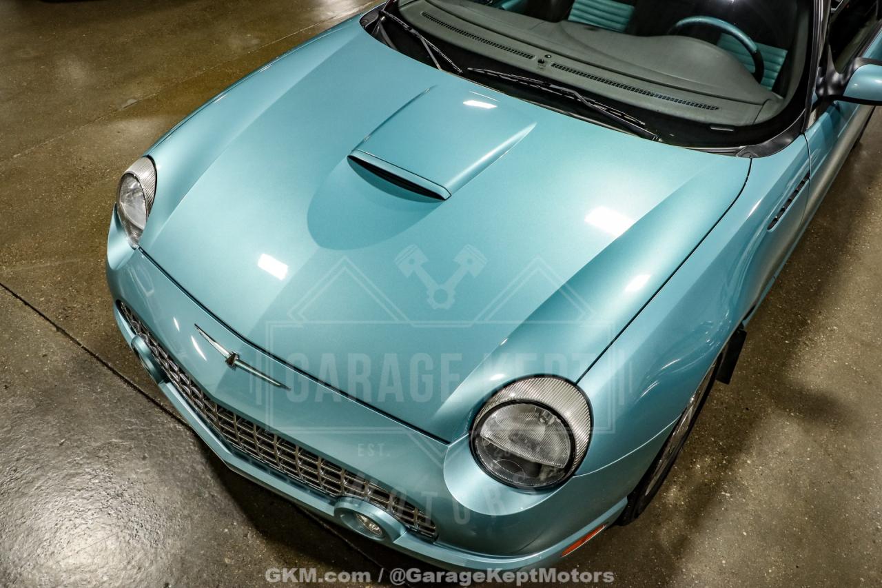 2002 Ford Thunderbird