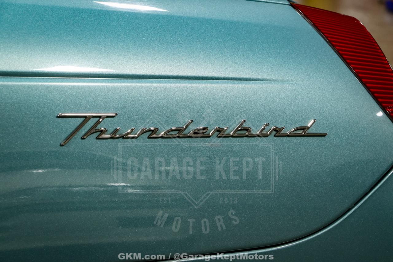 2002 Ford Thunderbird