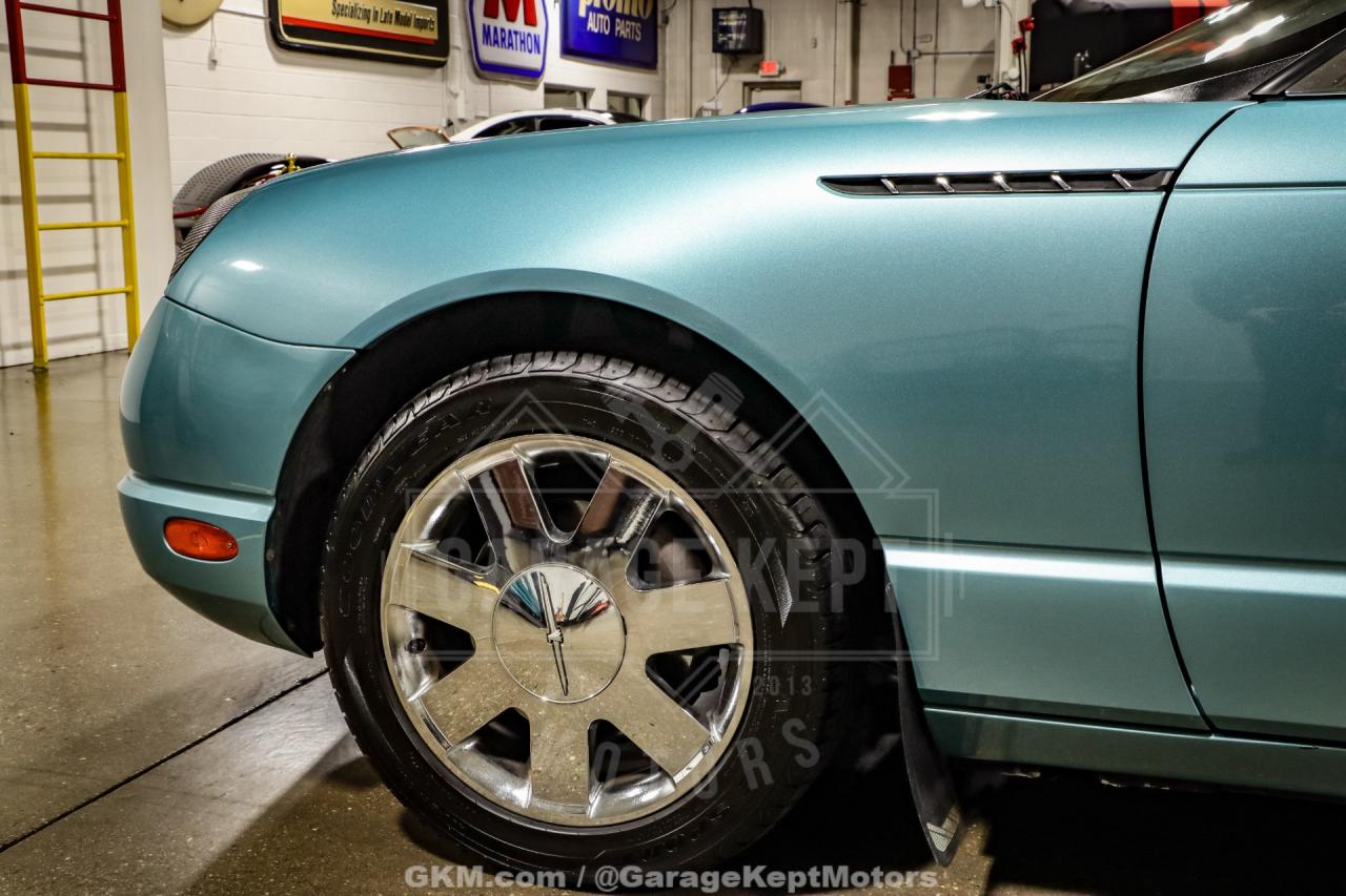 2002 Ford Thunderbird