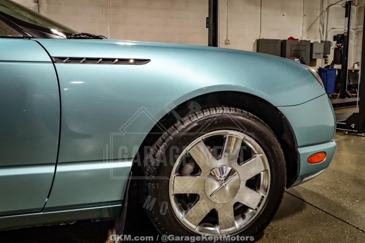 2002 Ford Thunderbird