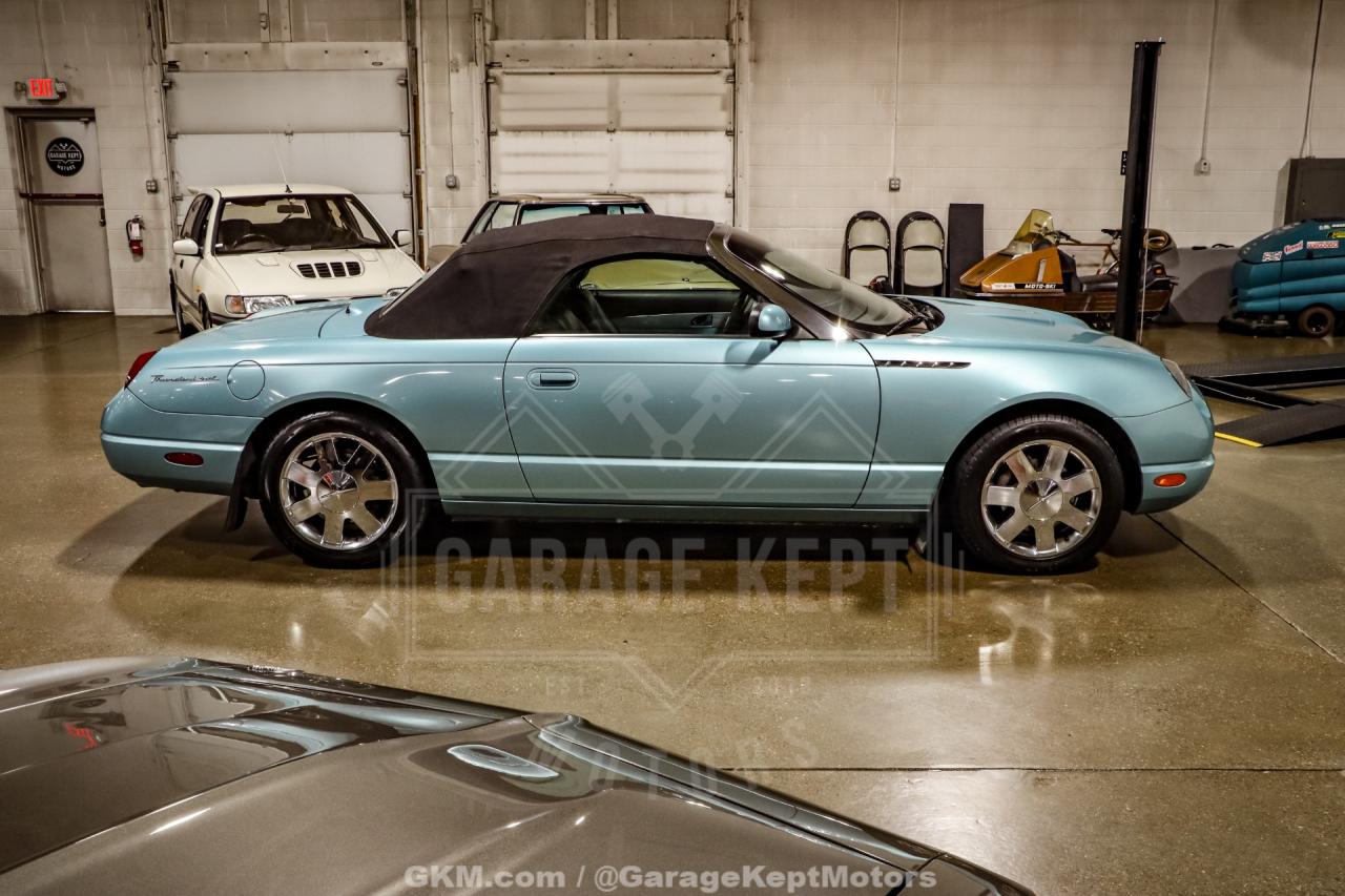 2002 Ford Thunderbird