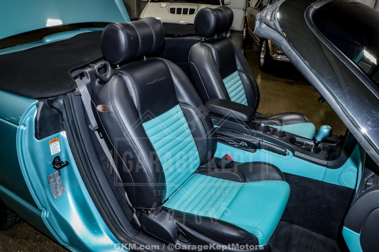 2002 Ford Thunderbird