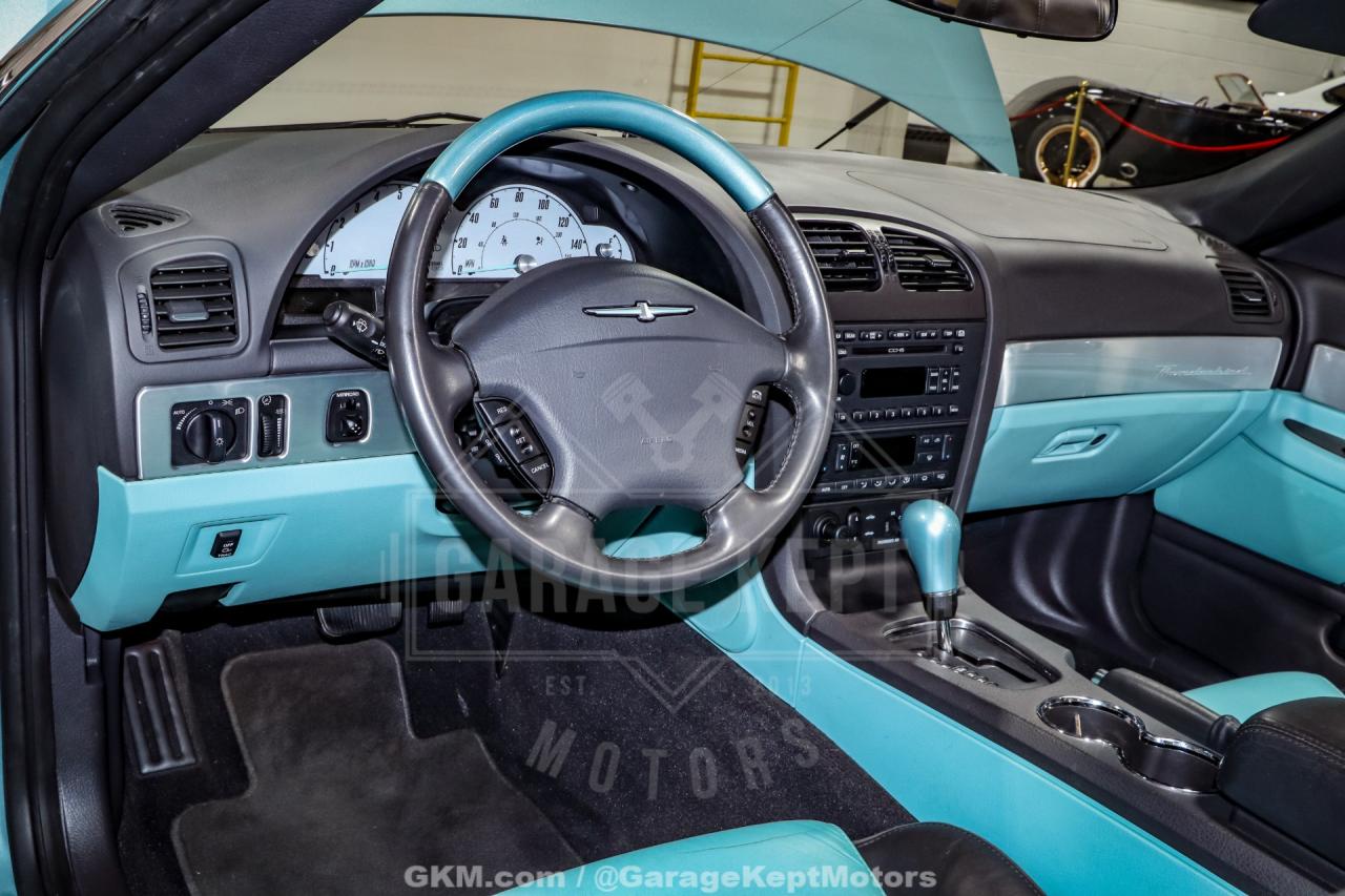 2002 Ford Thunderbird