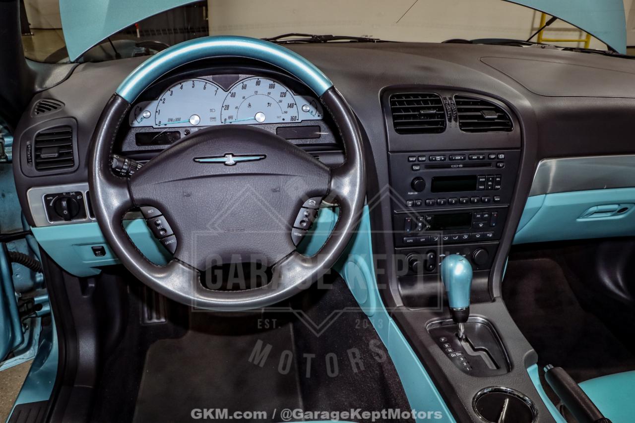 2002 Ford Thunderbird