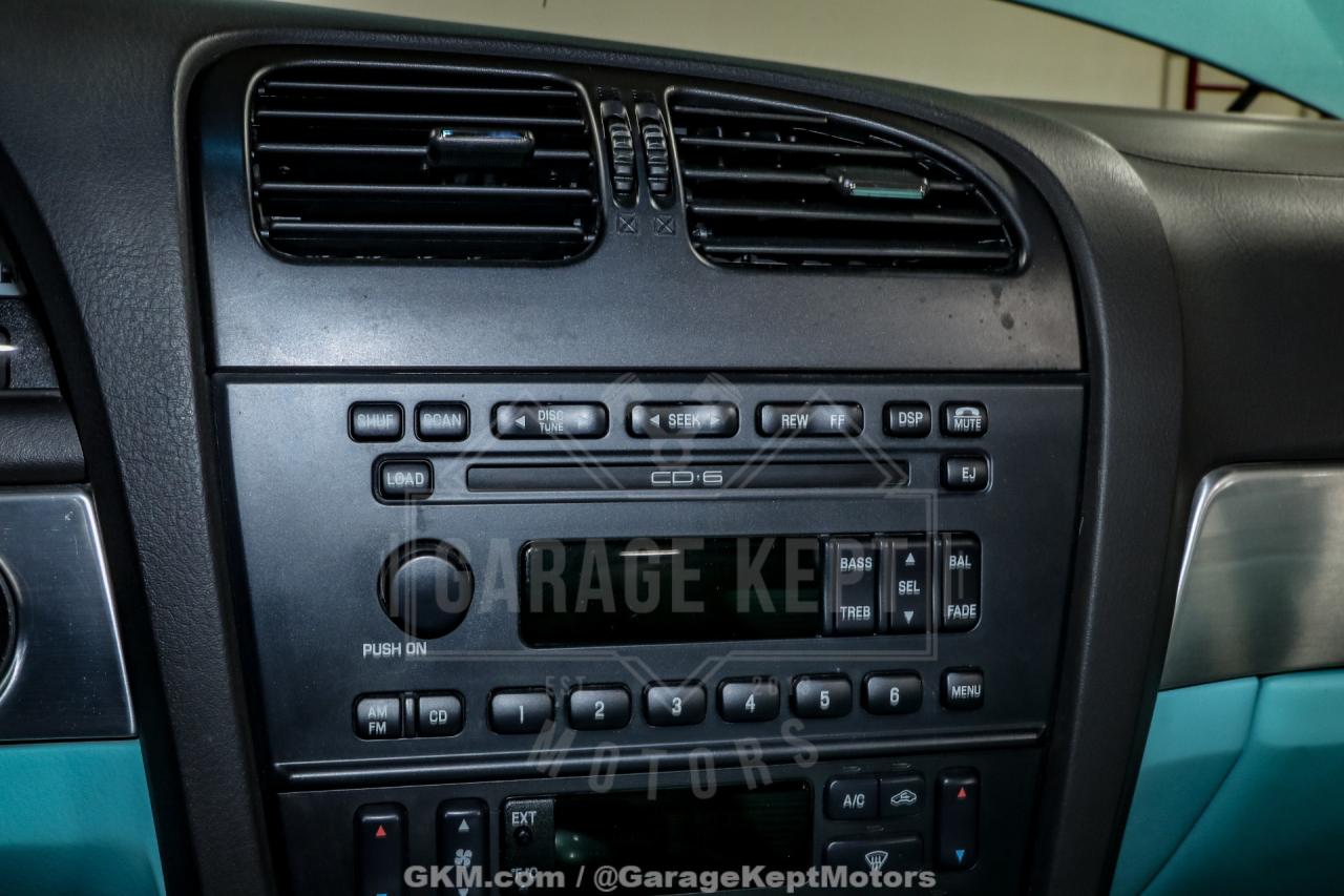 2002 Ford Thunderbird