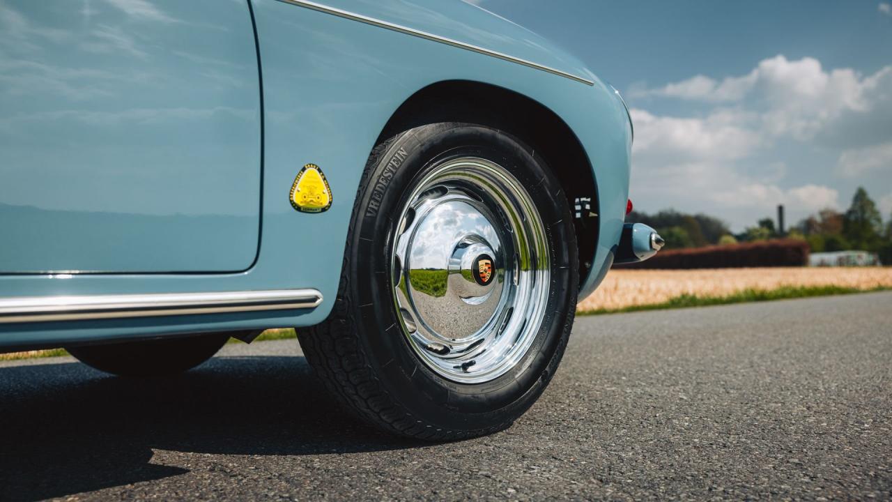 1960 Porsche 356 B 1600 Roadster