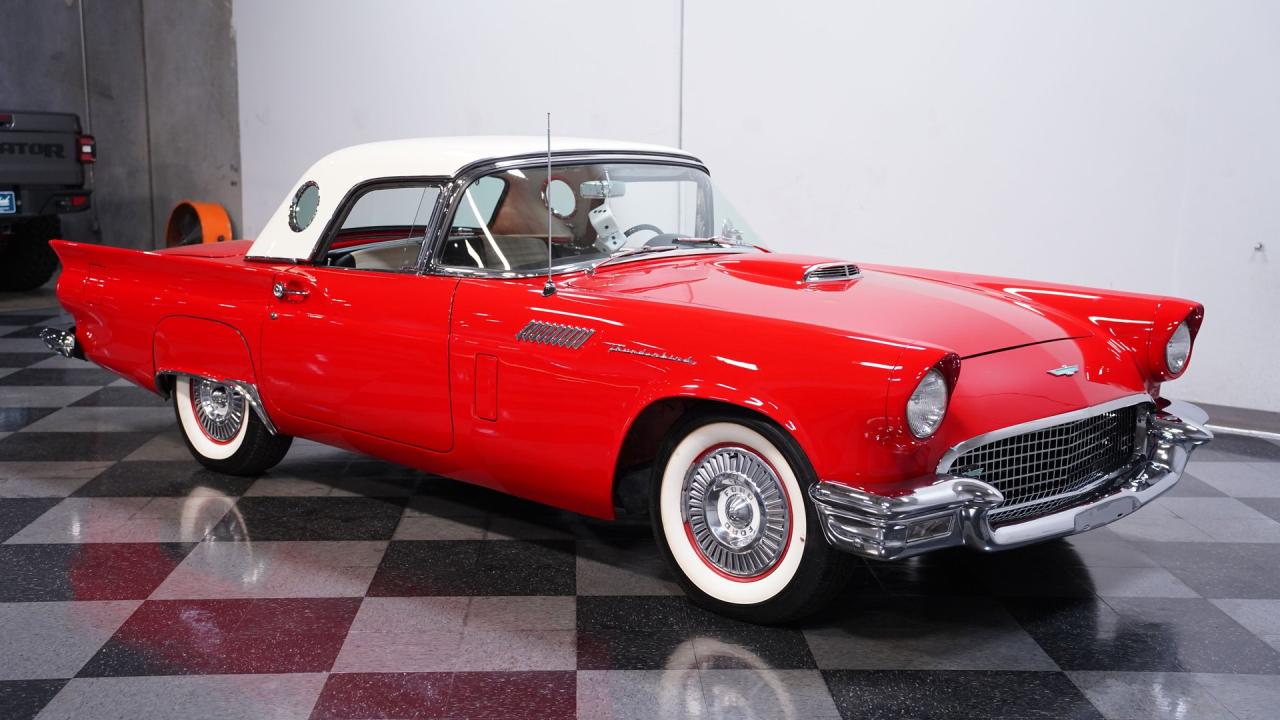 1957 Ford Thunderbird E-Bird