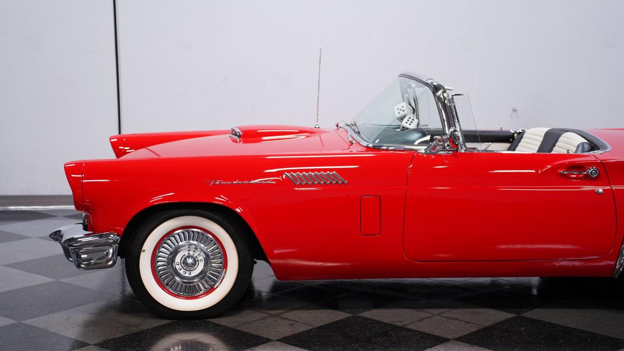 1957 Ford Thunderbird E-Bird