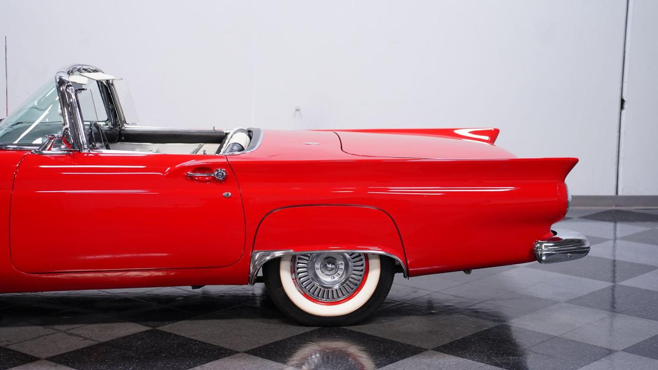 1957 Ford Thunderbird E-Bird