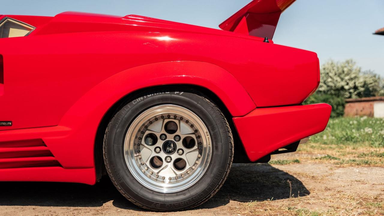 1990 Lamborghini Countach 25th anniversario