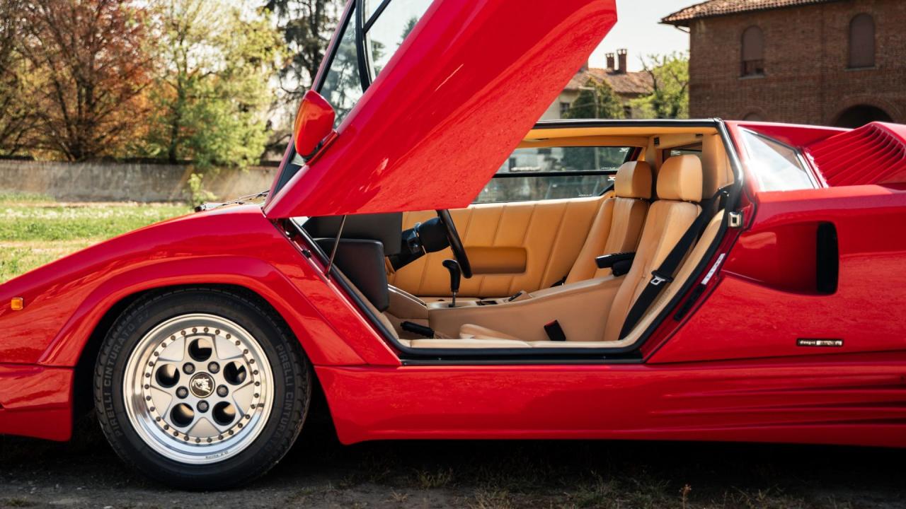 1990 Lamborghini Countach 25th anniversario