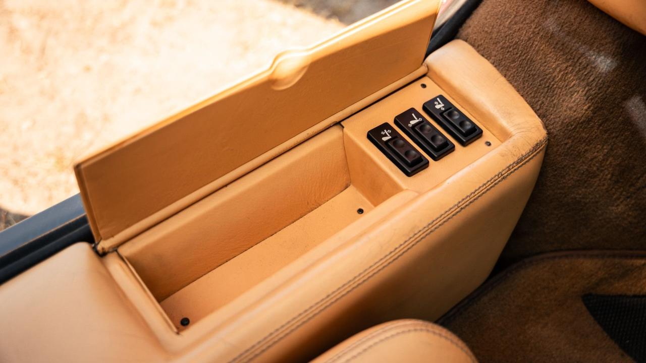 1990 Lamborghini Countach 25th anniversario