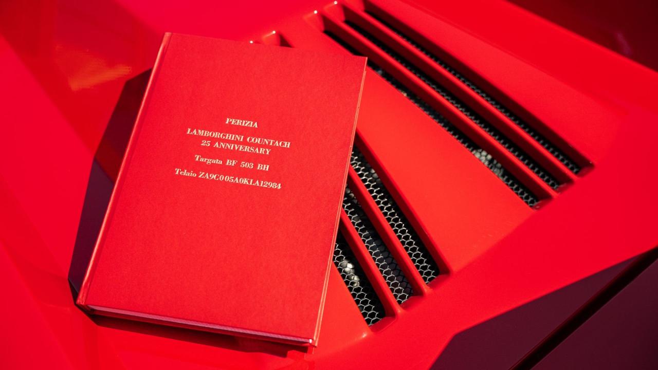 1990 Lamborghini Countach 25th anniversario