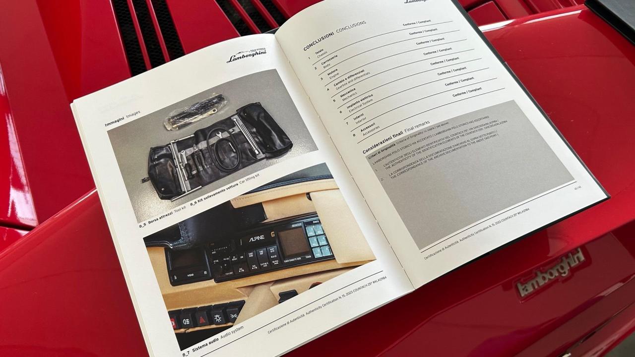 1990 Lamborghini Countach 25th anniversario