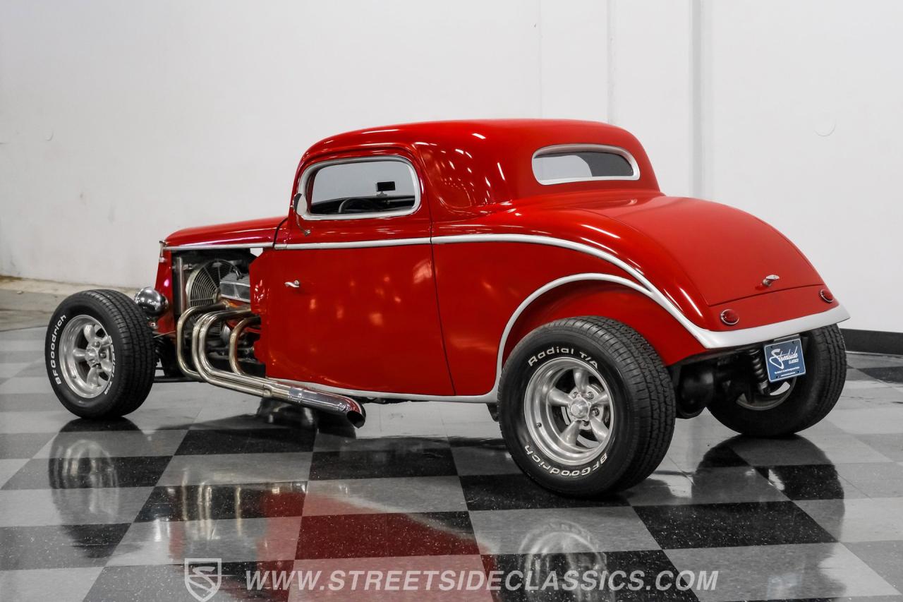 1933 Ford 3-Window Coupe Street Rod