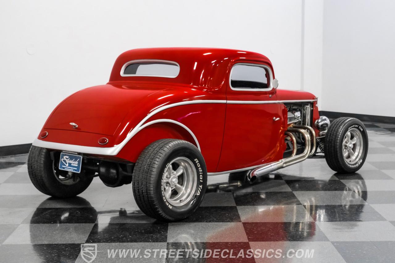 1933 Ford 3-Window Coupe Street Rod