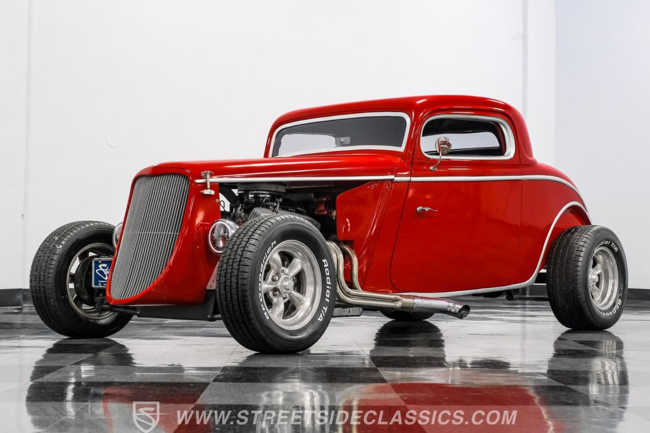 1933 Ford 3-Window Coupe Street Rod