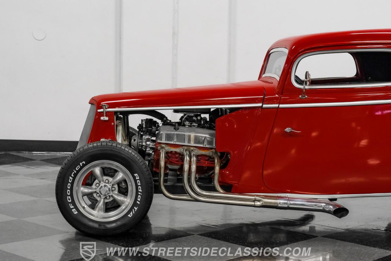 1933 Ford 3-Window Coupe Street Rod