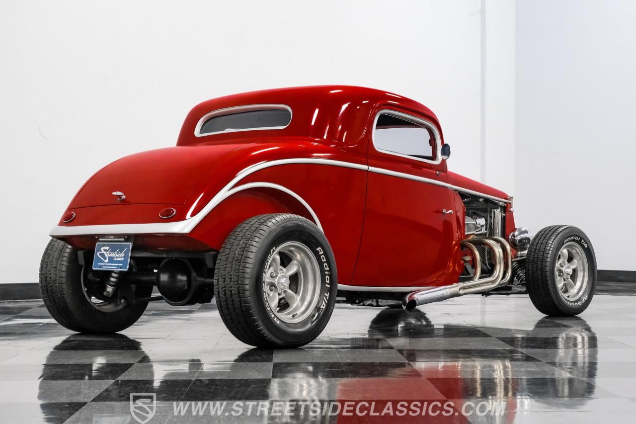 1933 Ford 3-Window Coupe Street Rod
