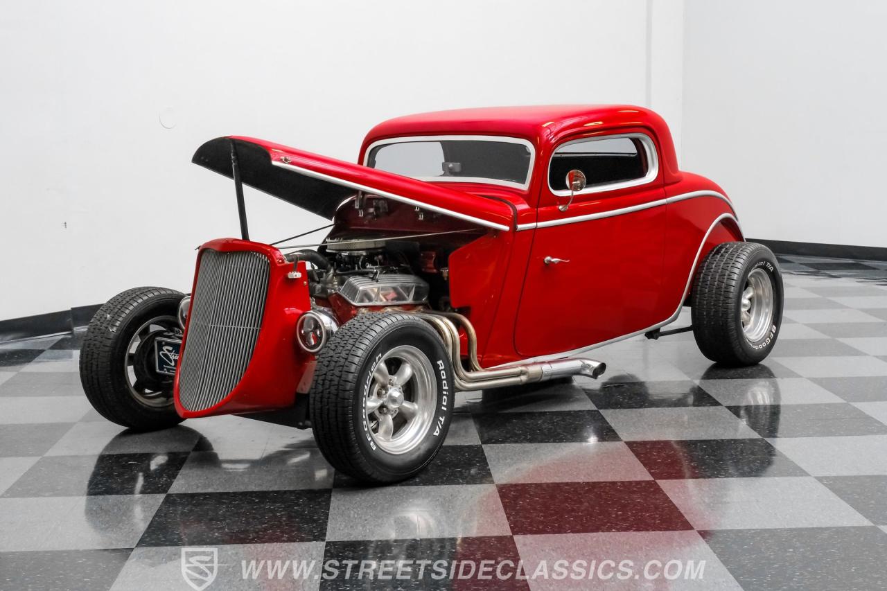 1933 Ford 3-Window Coupe Street Rod