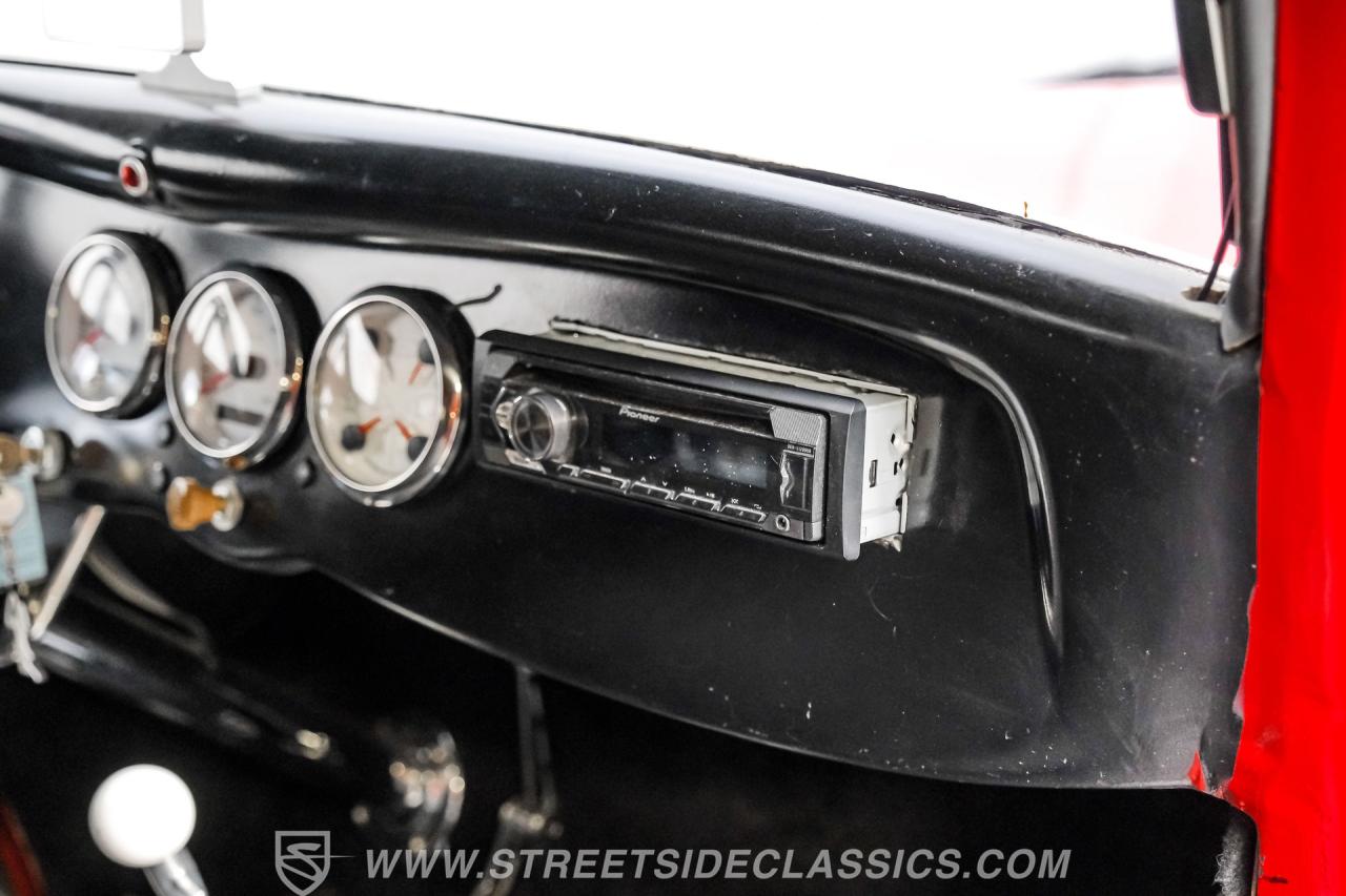 1933 Ford 3-Window Coupe Street Rod