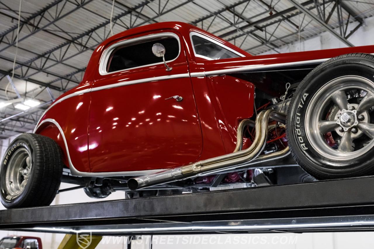 1933 Ford 3-Window Coupe Street Rod