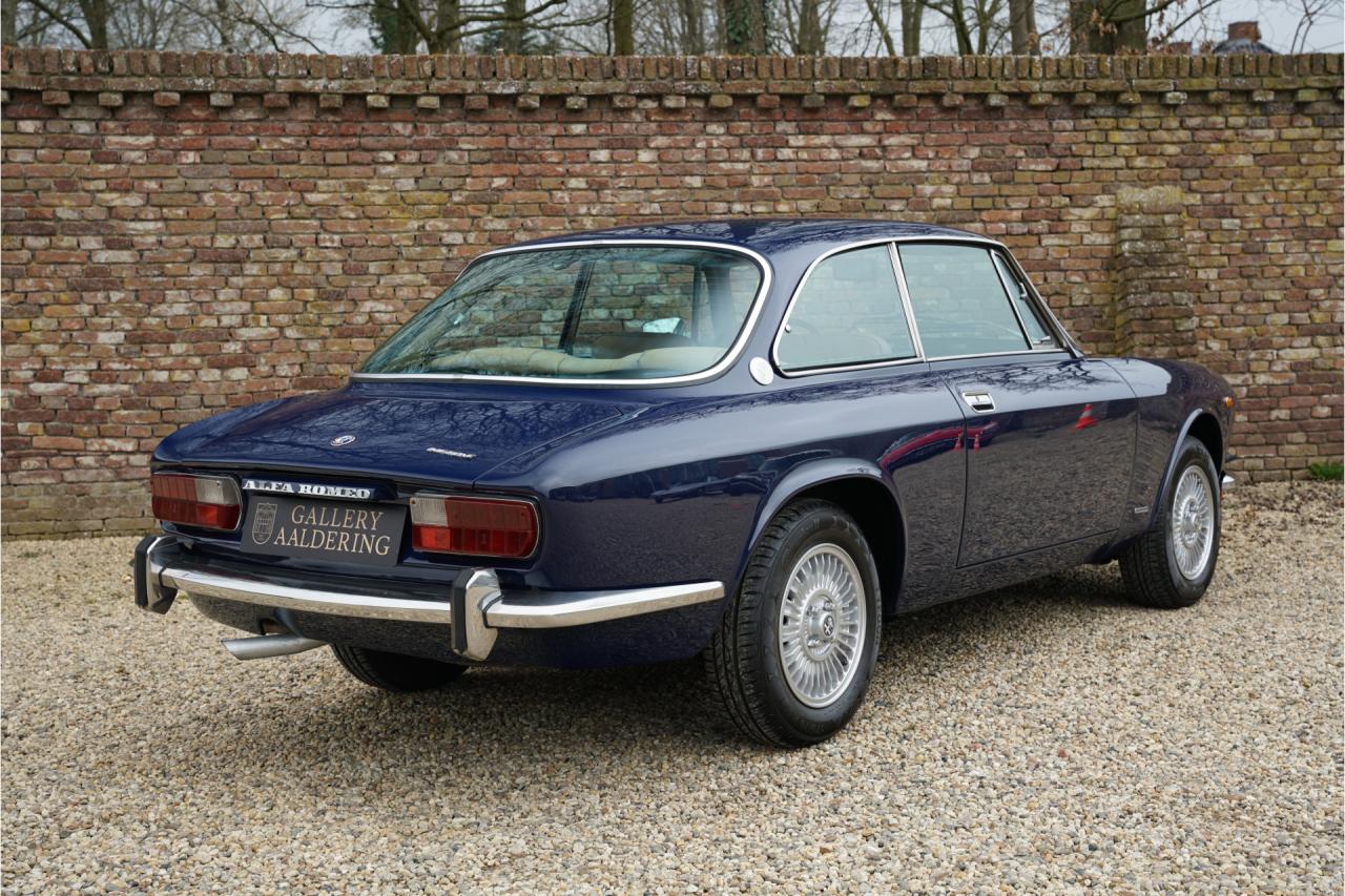 1974 Alfa Romeo GTV 2000 Bertone &ldquo;Blu Ollandese over Naturale&rdquo;