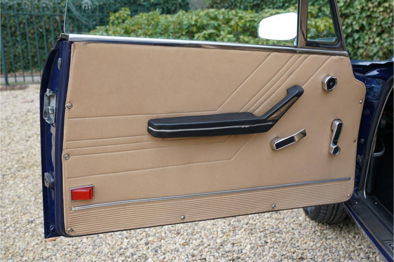 1974 Alfa Romeo GTV 2000 Bertone &ldquo;Blu Ollandese over Naturale&rdquo;