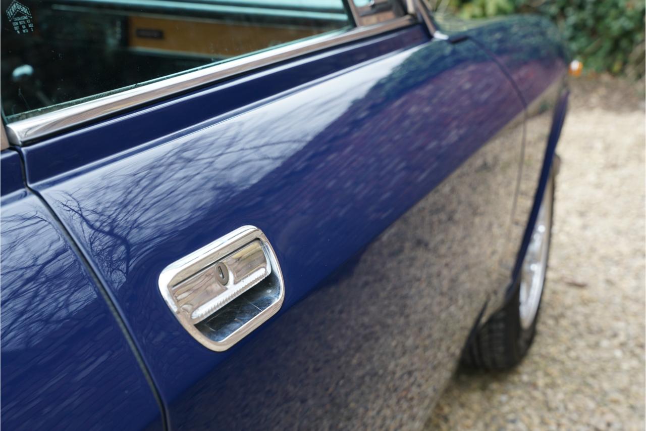 1974 Alfa Romeo GTV 2000 Bertone &ldquo;Blu Ollandese over Naturale&rdquo;