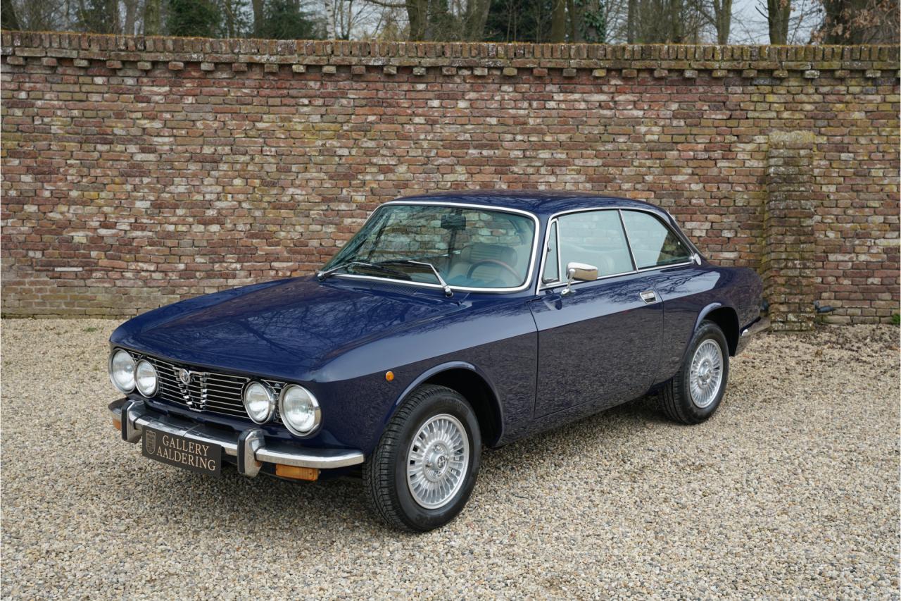 1974 Alfa Romeo GTV 2000 Bertone &ldquo;Blu Ollandese over Naturale&rdquo;