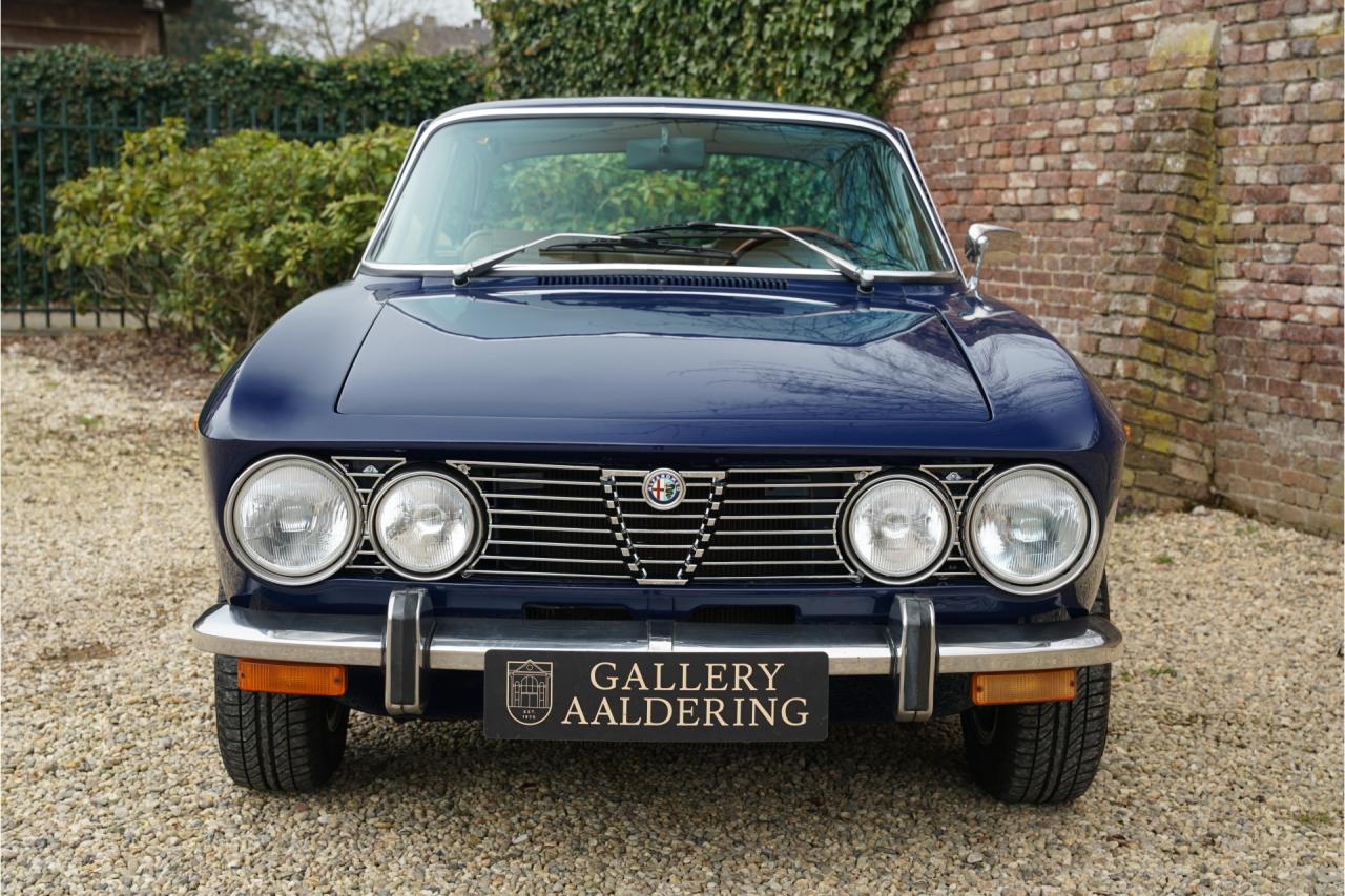 1974 Alfa Romeo GTV 2000 Bertone &ldquo;Blu Ollandese over Naturale&rdquo;