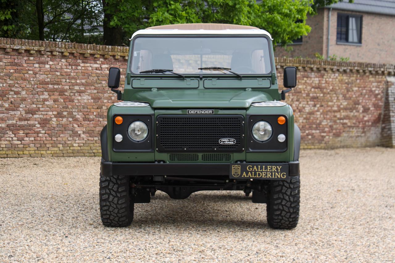 1990 Land Rover 90 Pick-up with canvas top &ldquo;Restored-rebuilt-renewed&rdquo;
