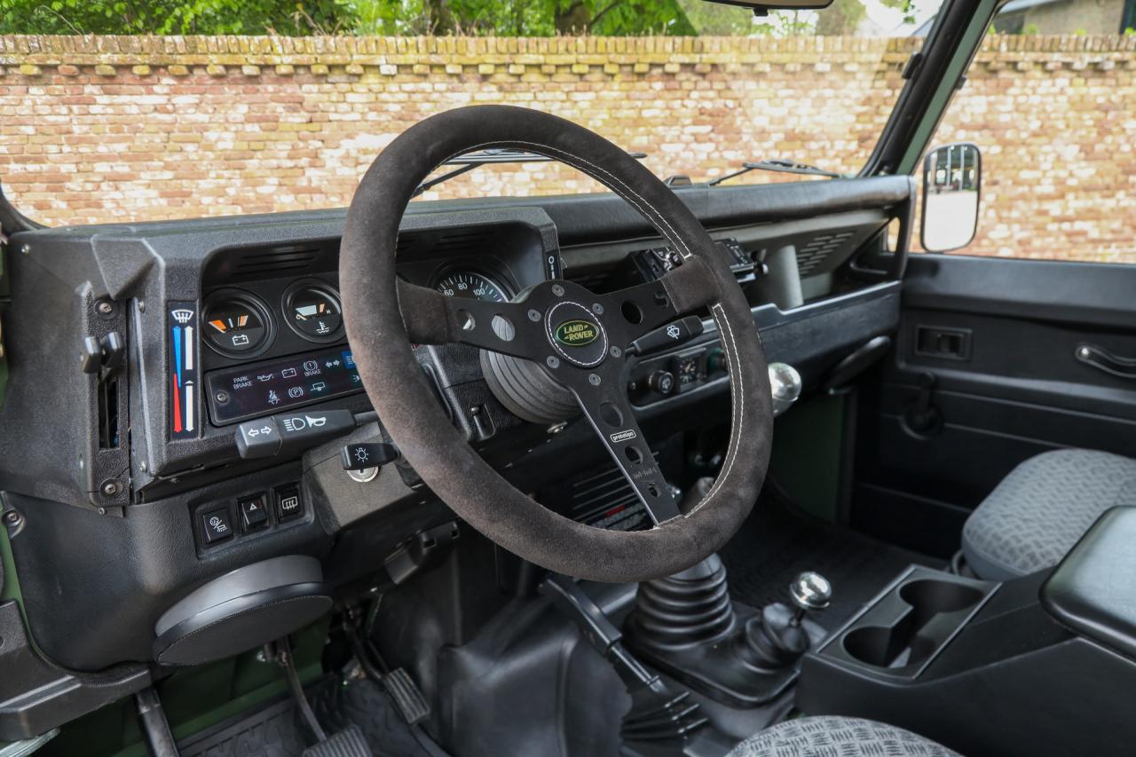1990 Land Rover 90 Pick-up with canvas top &ldquo;Restored-rebuilt-renewed&rdquo;