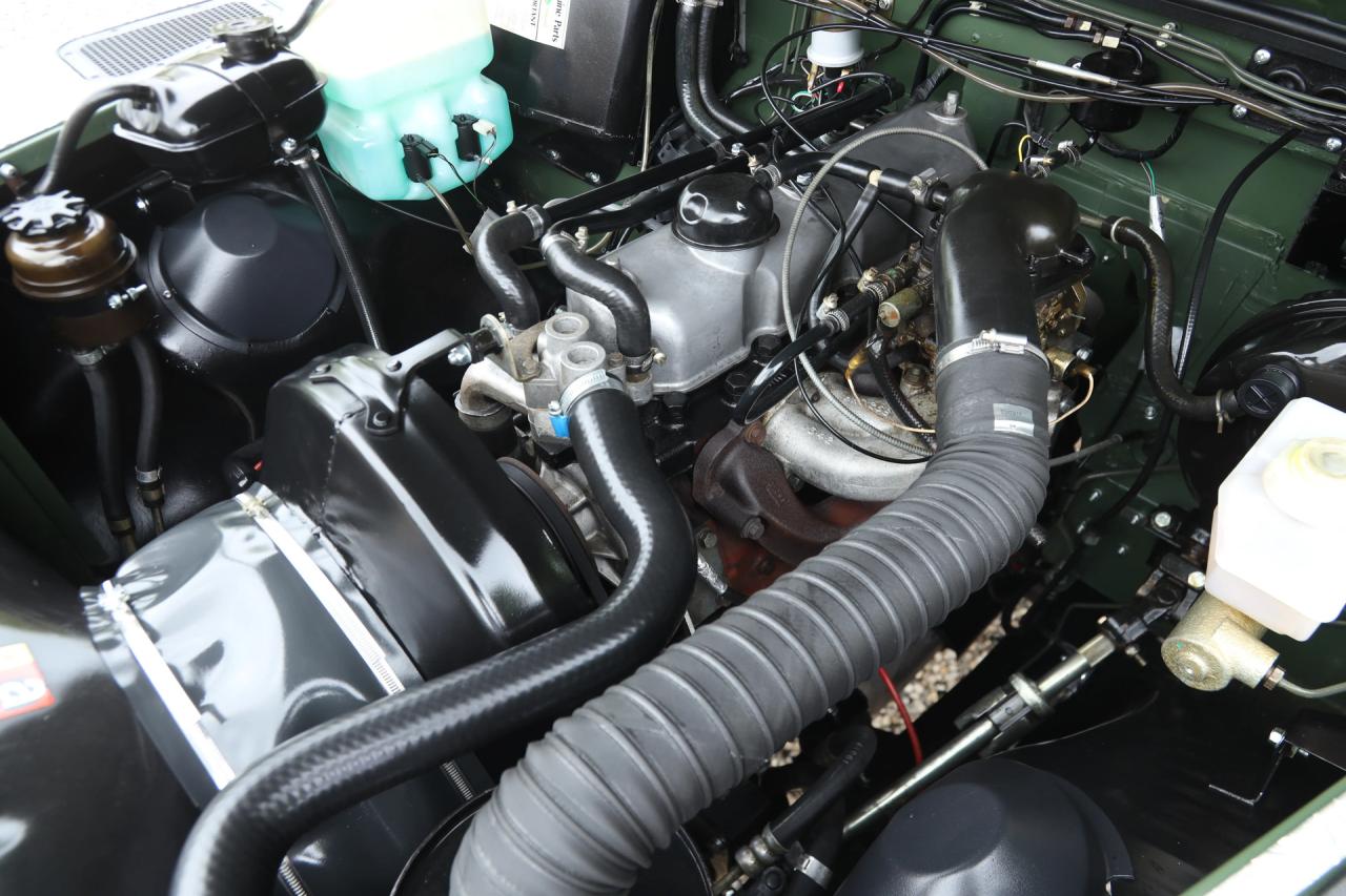 1990 Land Rover 90 Pick-up with canvas top &ldquo;Restored-rebuilt-renewed&rdquo;