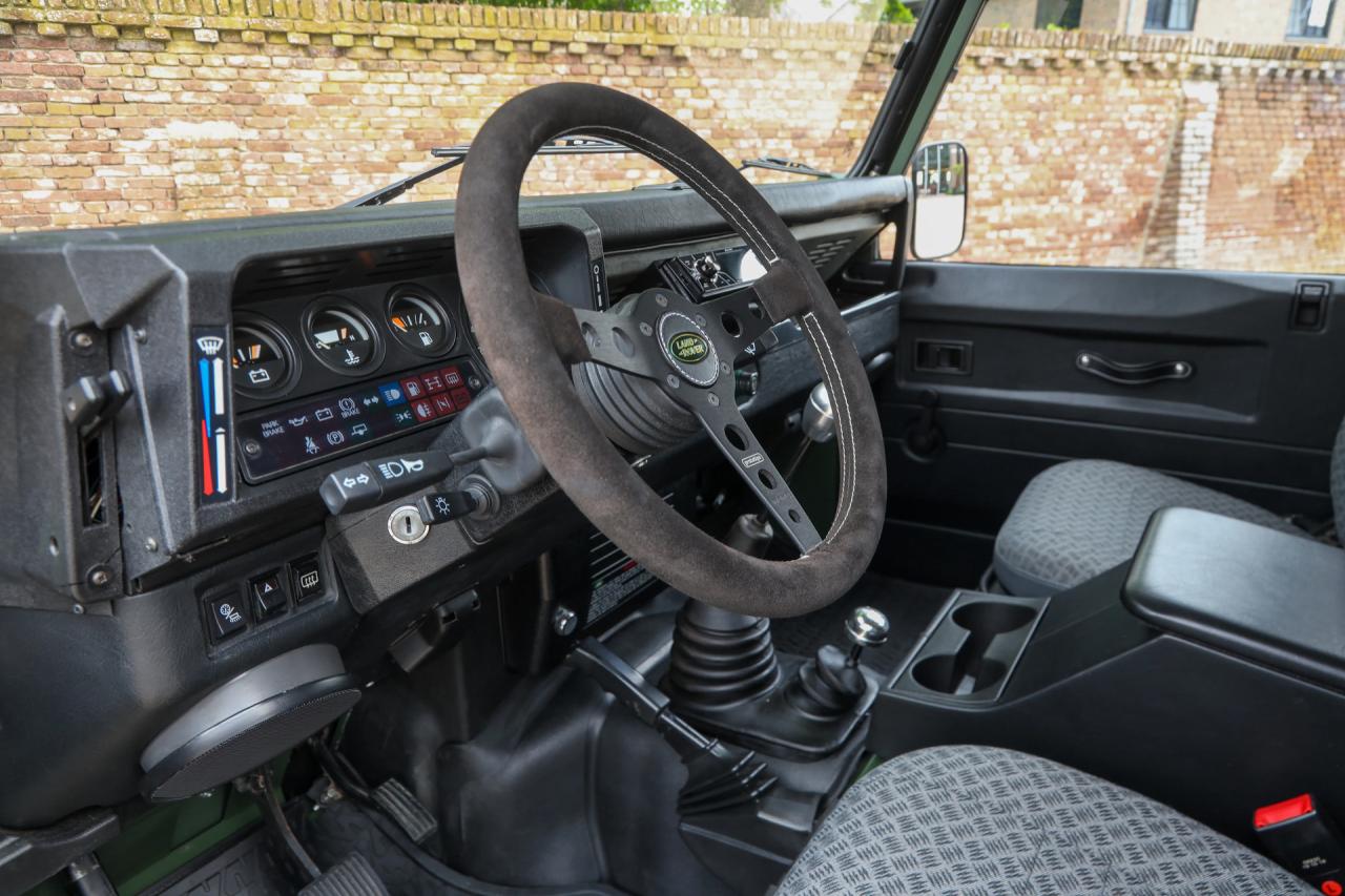 1990 Land Rover 90 Pick-up with canvas top &ldquo;Restored-rebuilt-renewed&rdquo;