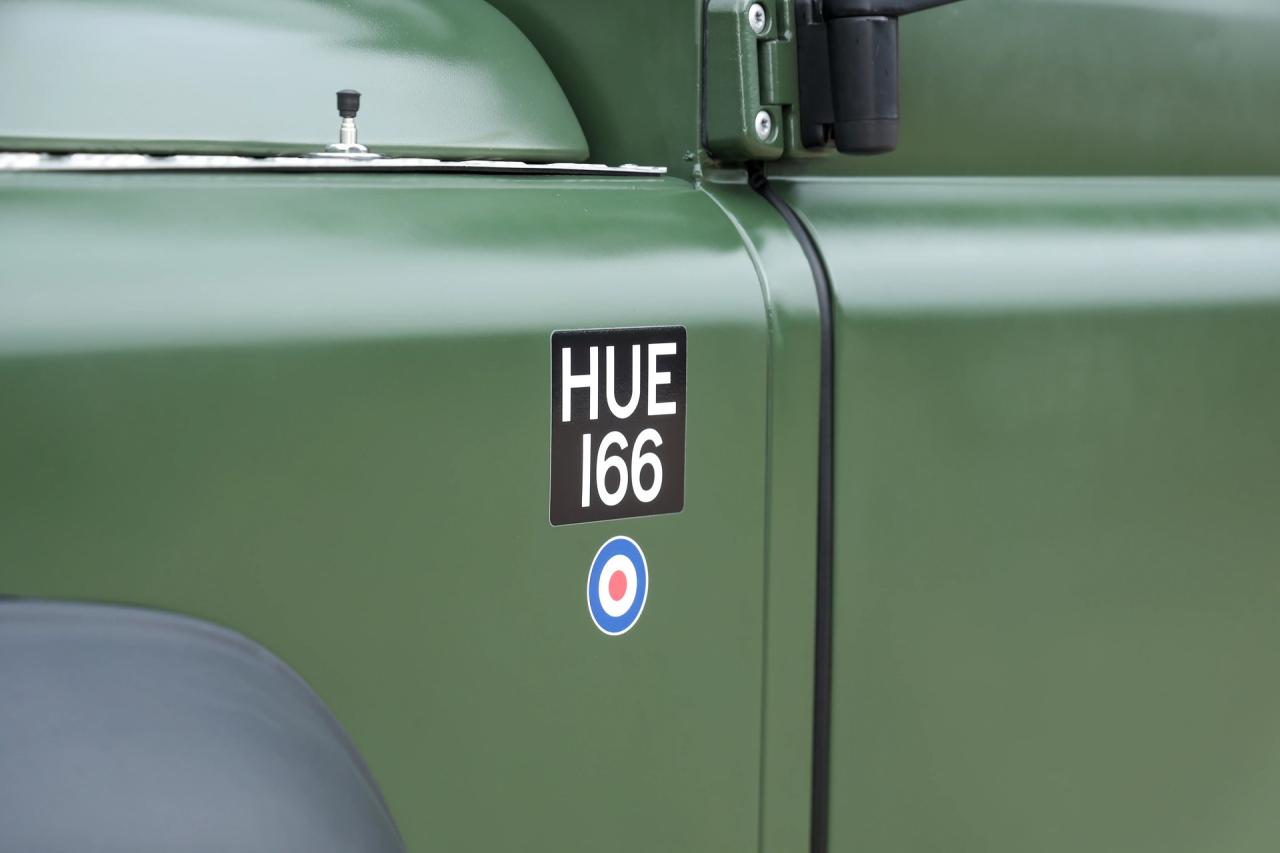 1990 Land Rover 90 Pick-up with canvas top &ldquo;Restored-rebuilt-renewed&rdquo;
