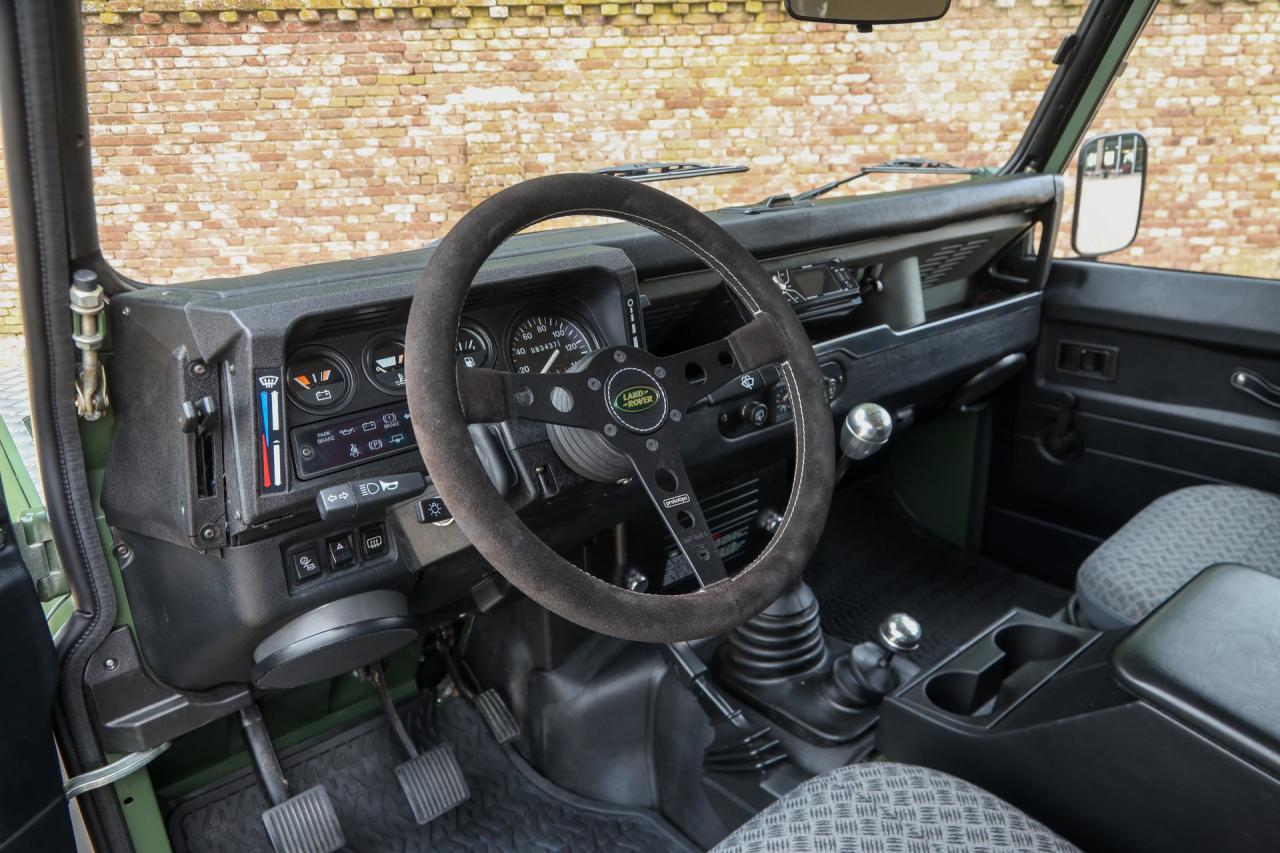 1990 Land Rover 90 Pick-up with canvas top &ldquo;Restored-rebuilt-renewed&rdquo;