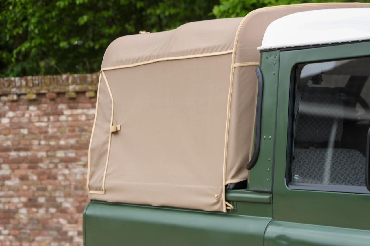 1990 Land Rover 90 Pick-up with canvas top &ldquo;Restored-rebuilt-renewed&rdquo;