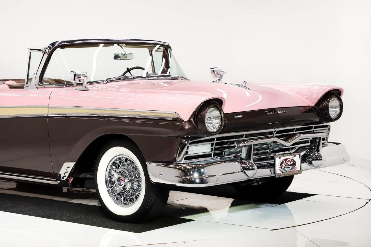 1957 Ford Fairlane