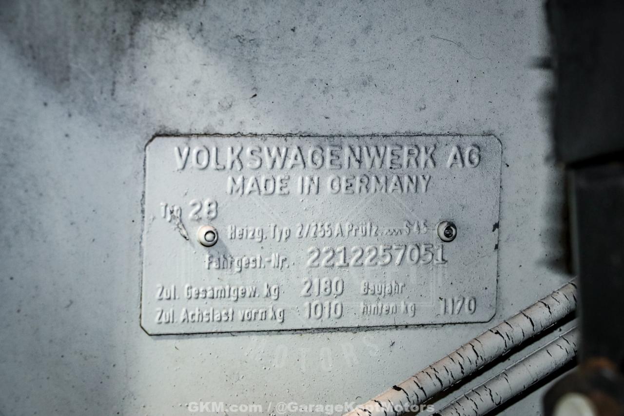 1971 Volkswagen Type 2 Bus