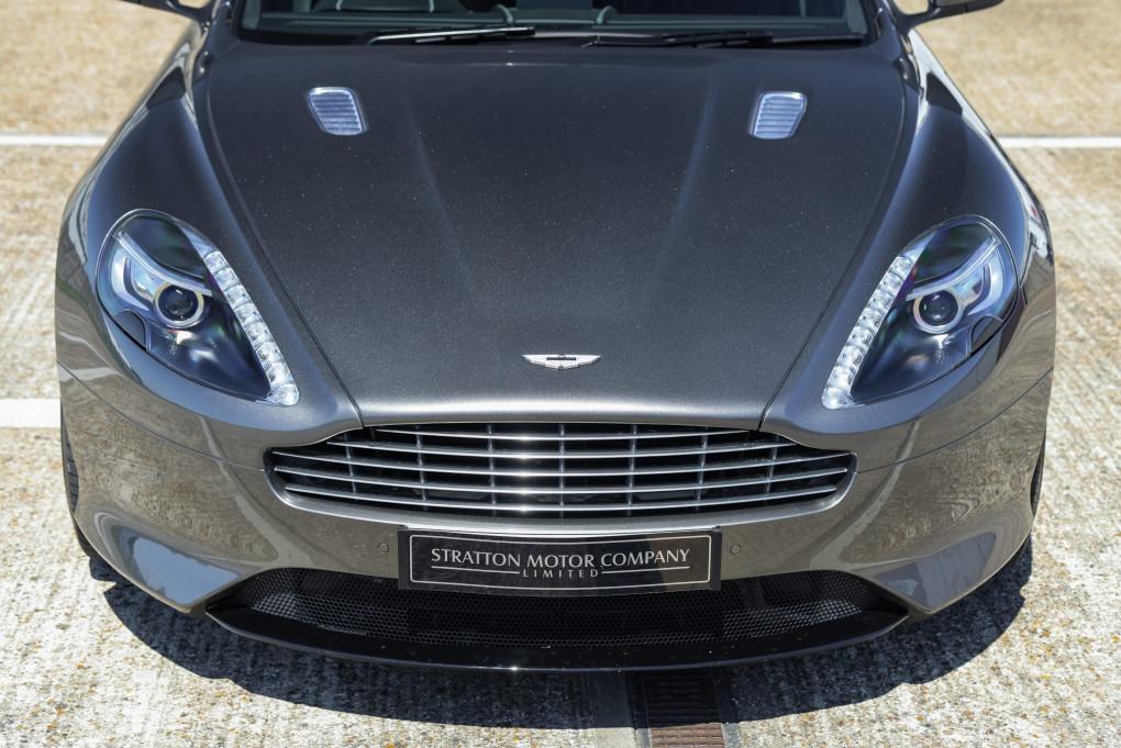 2016 Aston Martin DB9
