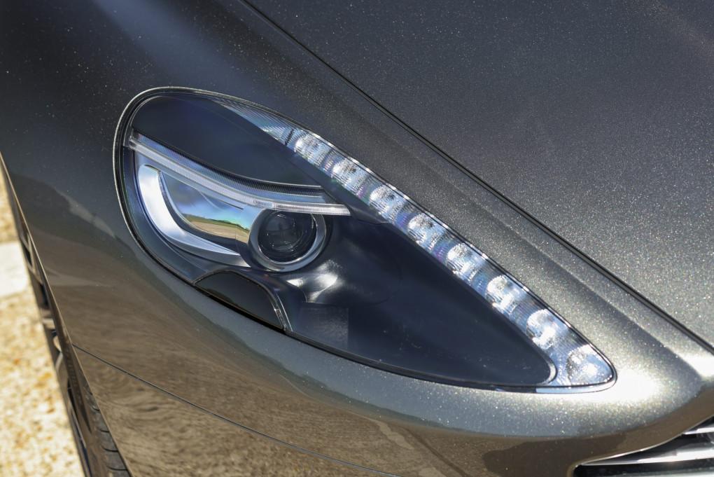 2016 Aston Martin DB9