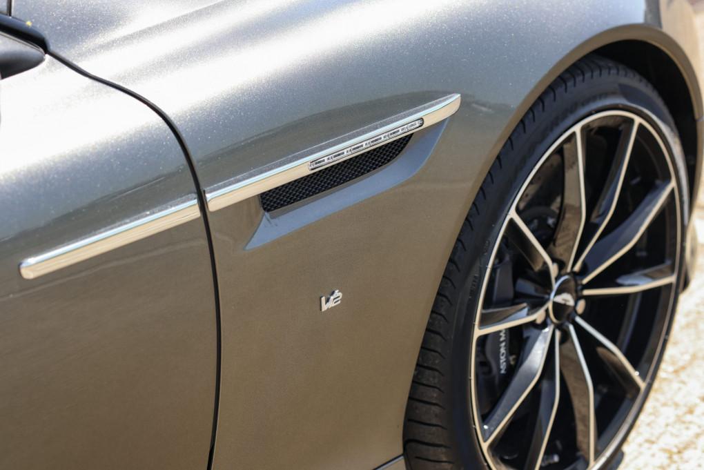 2016 Aston Martin DB9