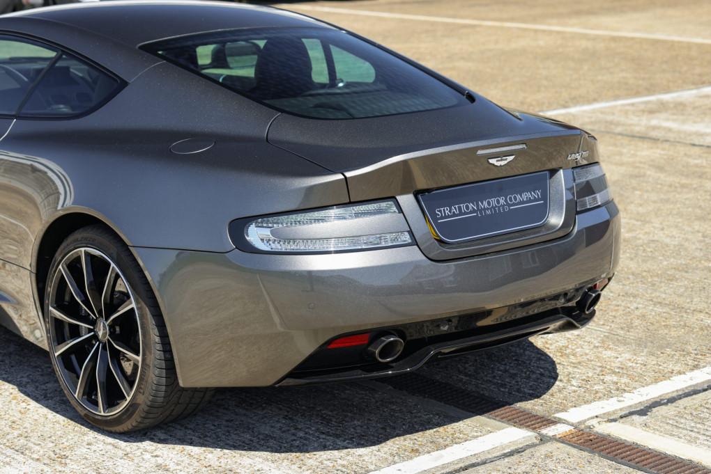 2016 Aston Martin DB9