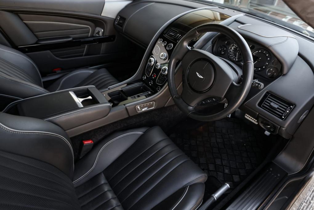 2016 Aston Martin DB9