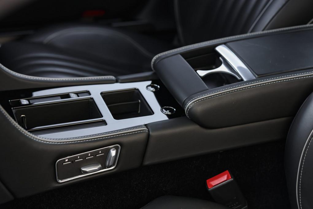 2016 Aston Martin DB9